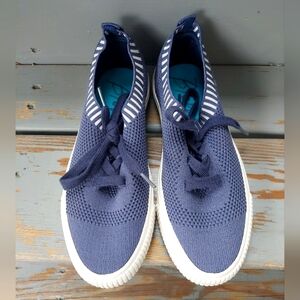 Blowfish Malibu Mazaki Womens Slip-On Sneakers Size 6.5 Knit Navy Blue